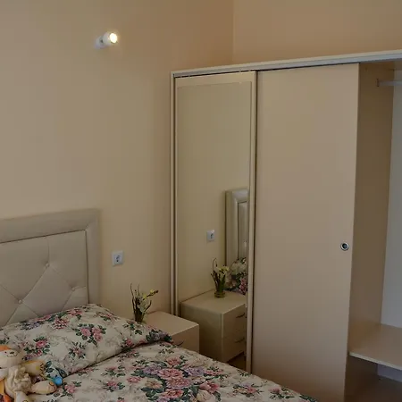 Sweet 4 Bed and breakfast